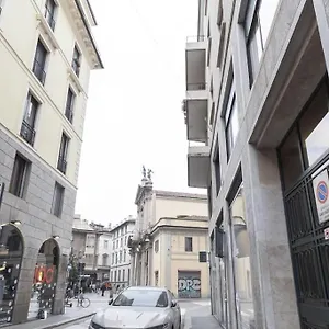 Santa Maria Valle 2 Apartment Milan
